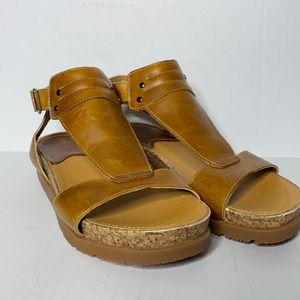CAT Caterpillar brown leather  sandals